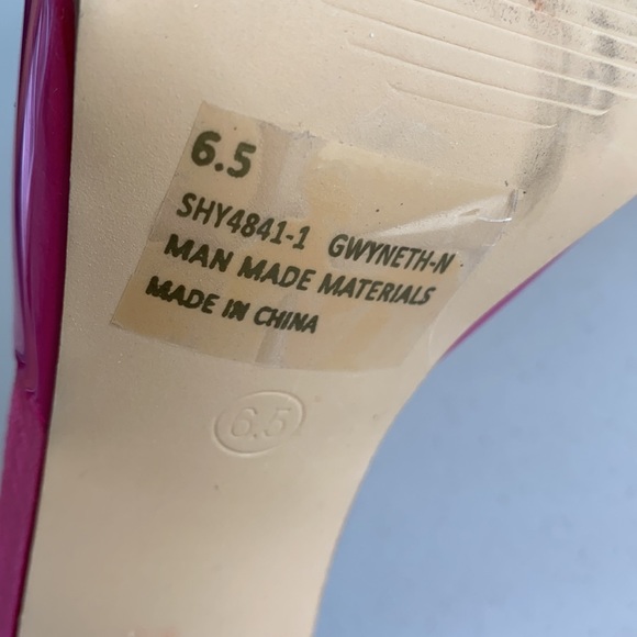 Barbie inspired pink rhinestone clear strap heels 6.5 - Picture 3 of 3